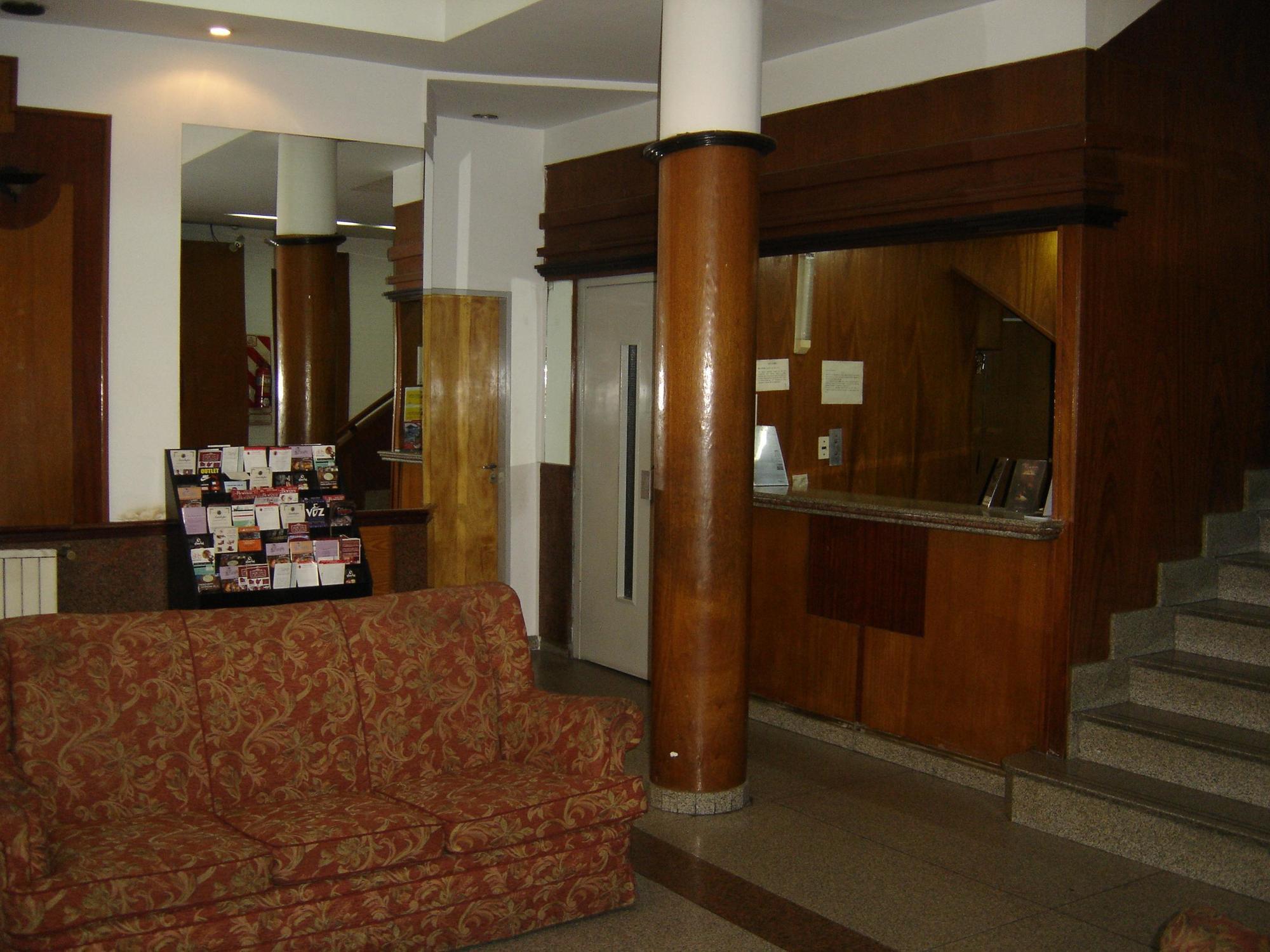 Hotel Chile ブエノスアイレス エクステリア 写真